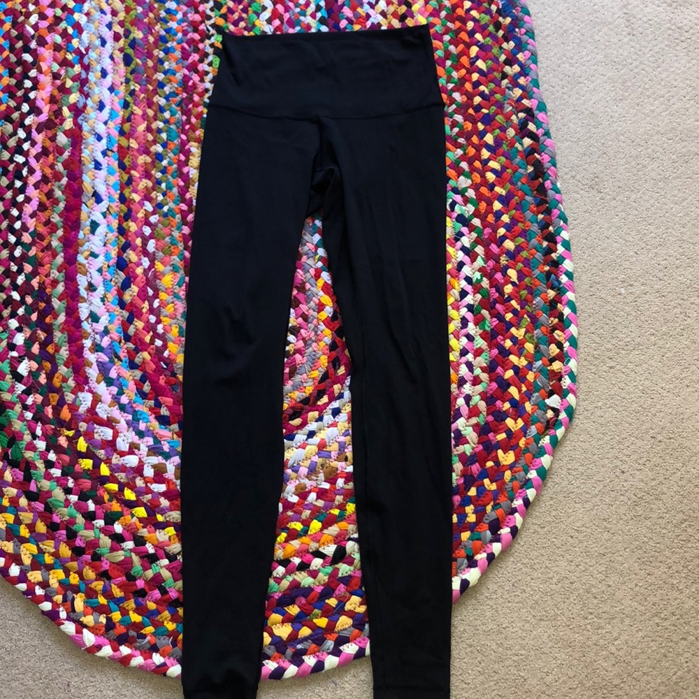 Black wunder under high rise leggings